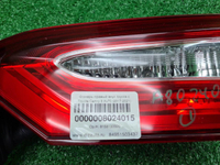Фонарь правый внут Toyota Camry xv70 17-нв галоген