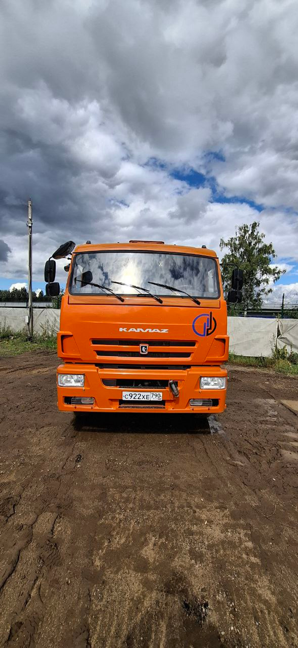 КамАЗ 6520 6x4 Самосвал 6520-B5 (Дизельный, 8,9 л, 390 л.с., МТ)