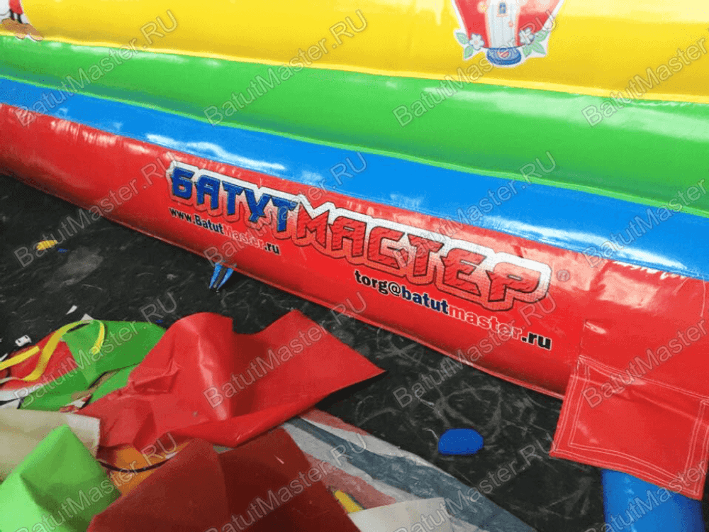 Коммерческий надувной батут "Озорные свинки"