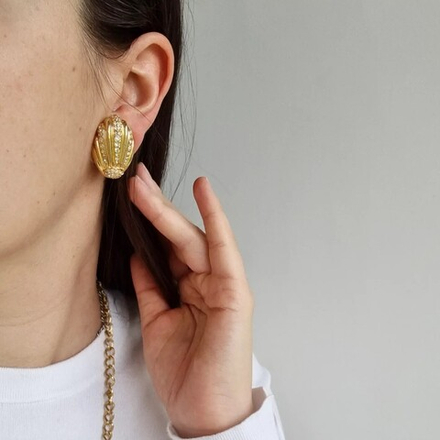 Клипсы ракушки с кристаллами