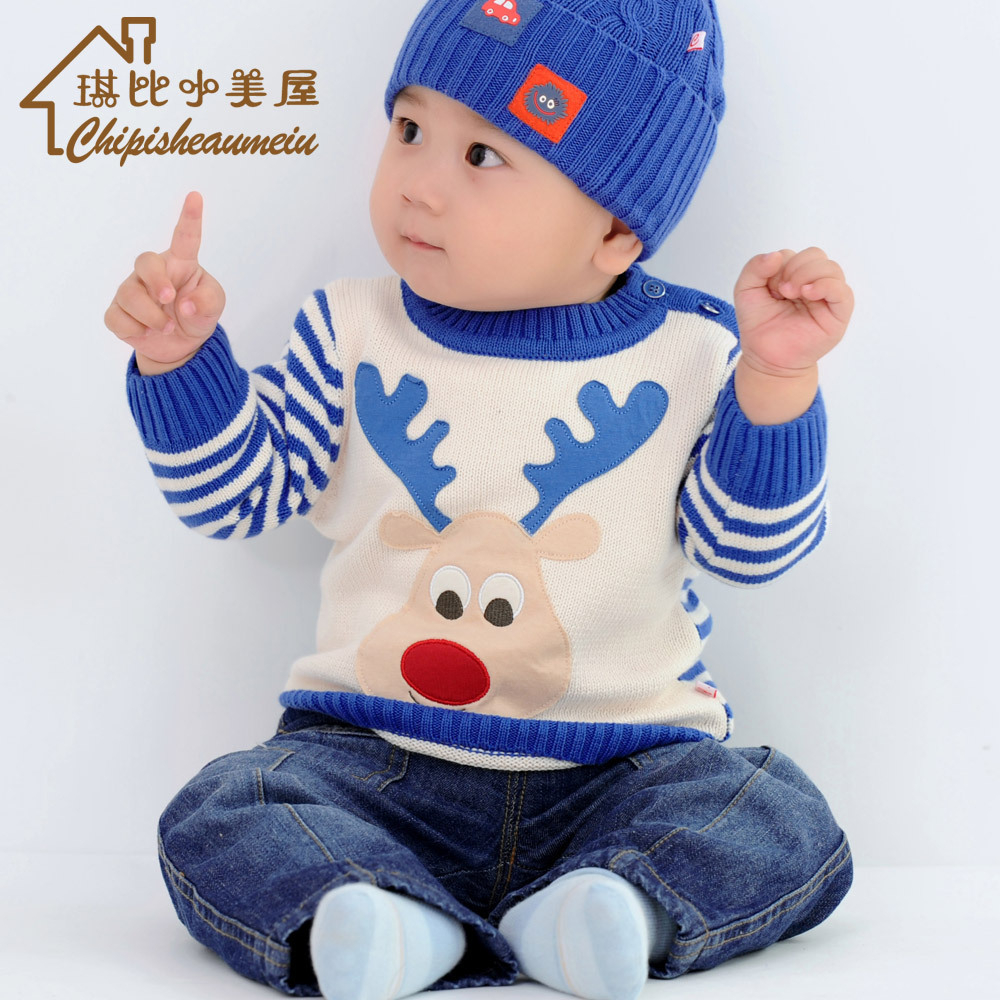 Свитер детский с принтом оленя