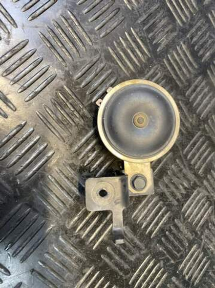 Сигнал звуковой Suzuki GSR400 (GK7DA)