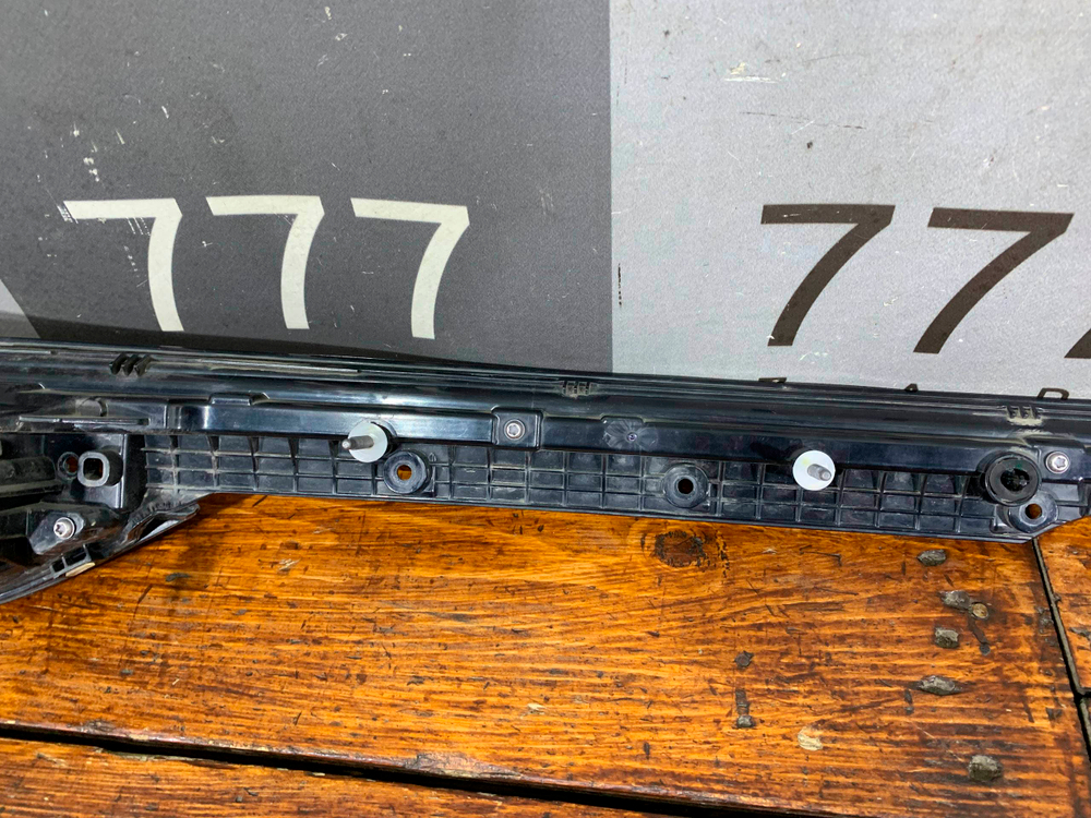 Фонарь задний центральный Exeed TXL 19-нв Б/У Оригинал 605000048AAASR