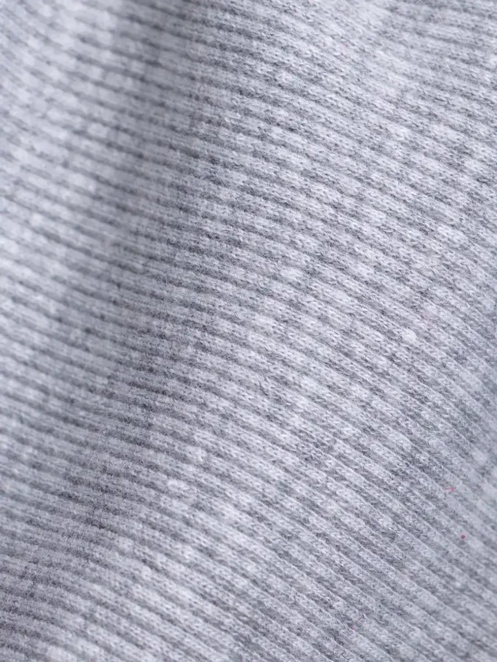 Шапка детская со снудом и митенками