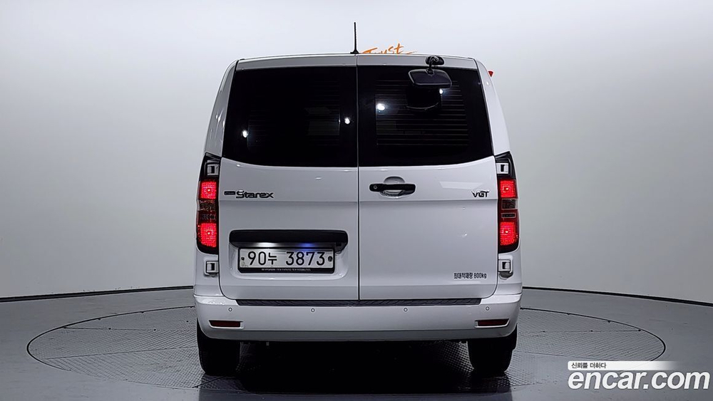 Hyundai The New Grand Starex Van 3-х местный (06.2020)