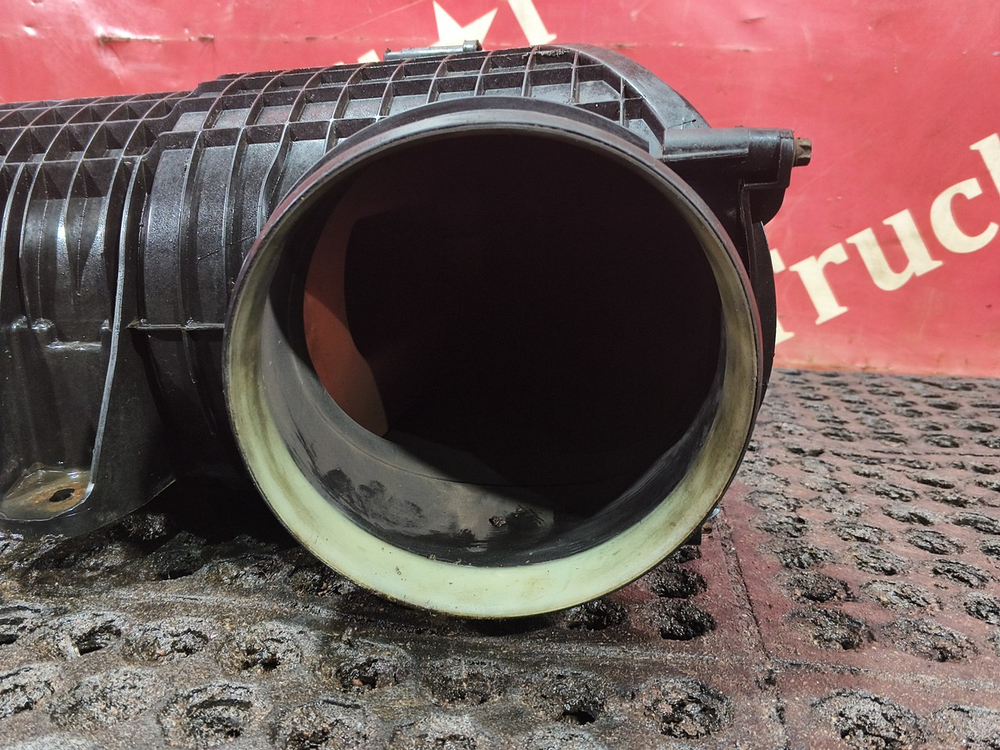 Корпус воздушного фильтра 2019г