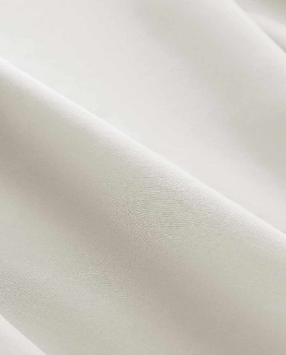 Zara Home - Атласная простыня с эластичной лентой, высота 30 см (вес 300 нитей), белый, 200х200х30 см