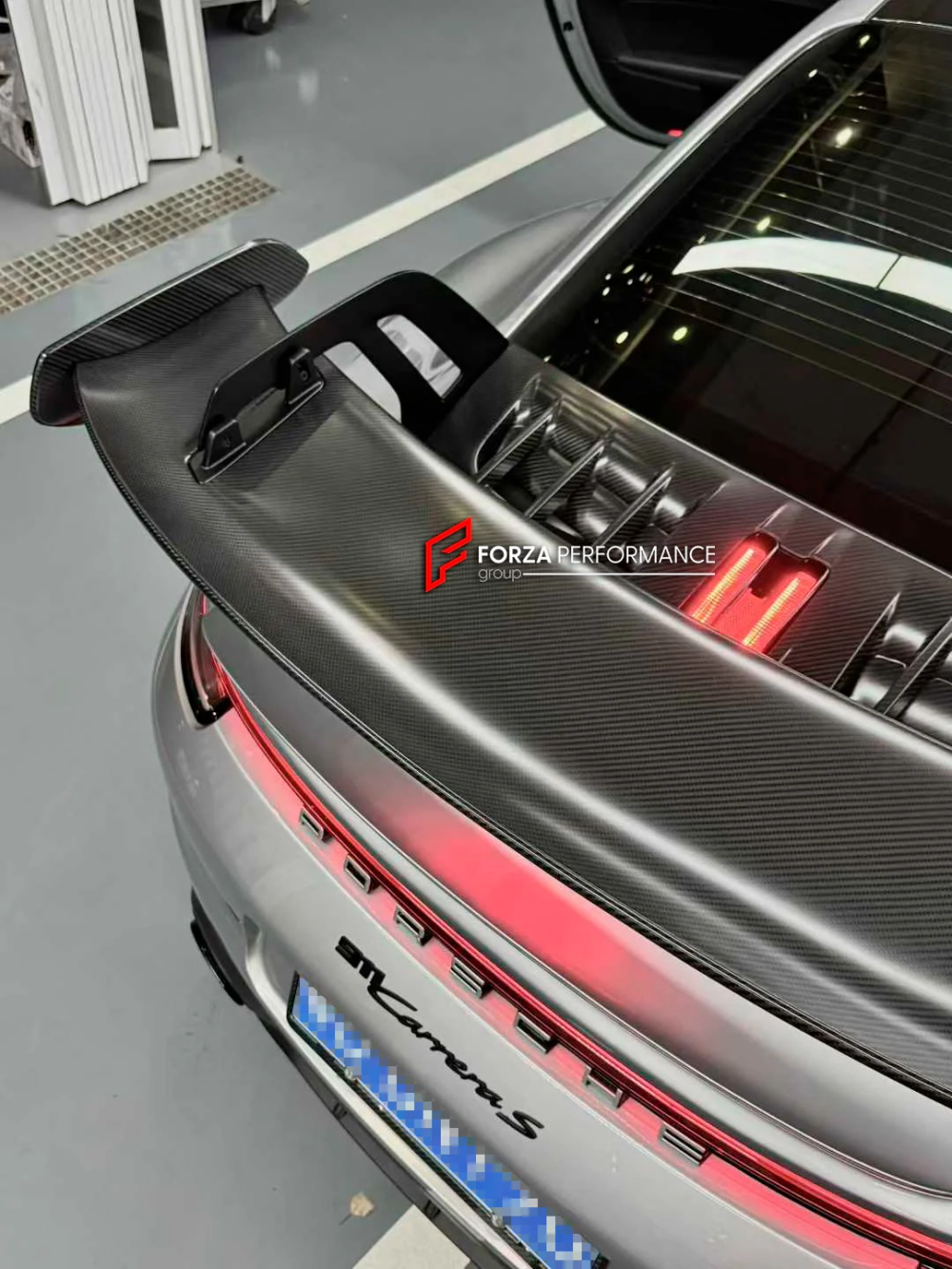 Заднее антикрыло с крышкой двигателя в стиле GT3 для PORSCHE 911 992.1 CARRERA 2019–2024