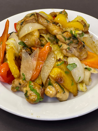 Курица в устричном соусе с овощами 200гр