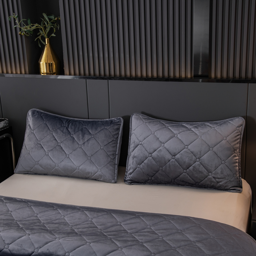 Велюровое покрывало ромб OVF036, размер 240*260, наволочки 50-70 2 шт