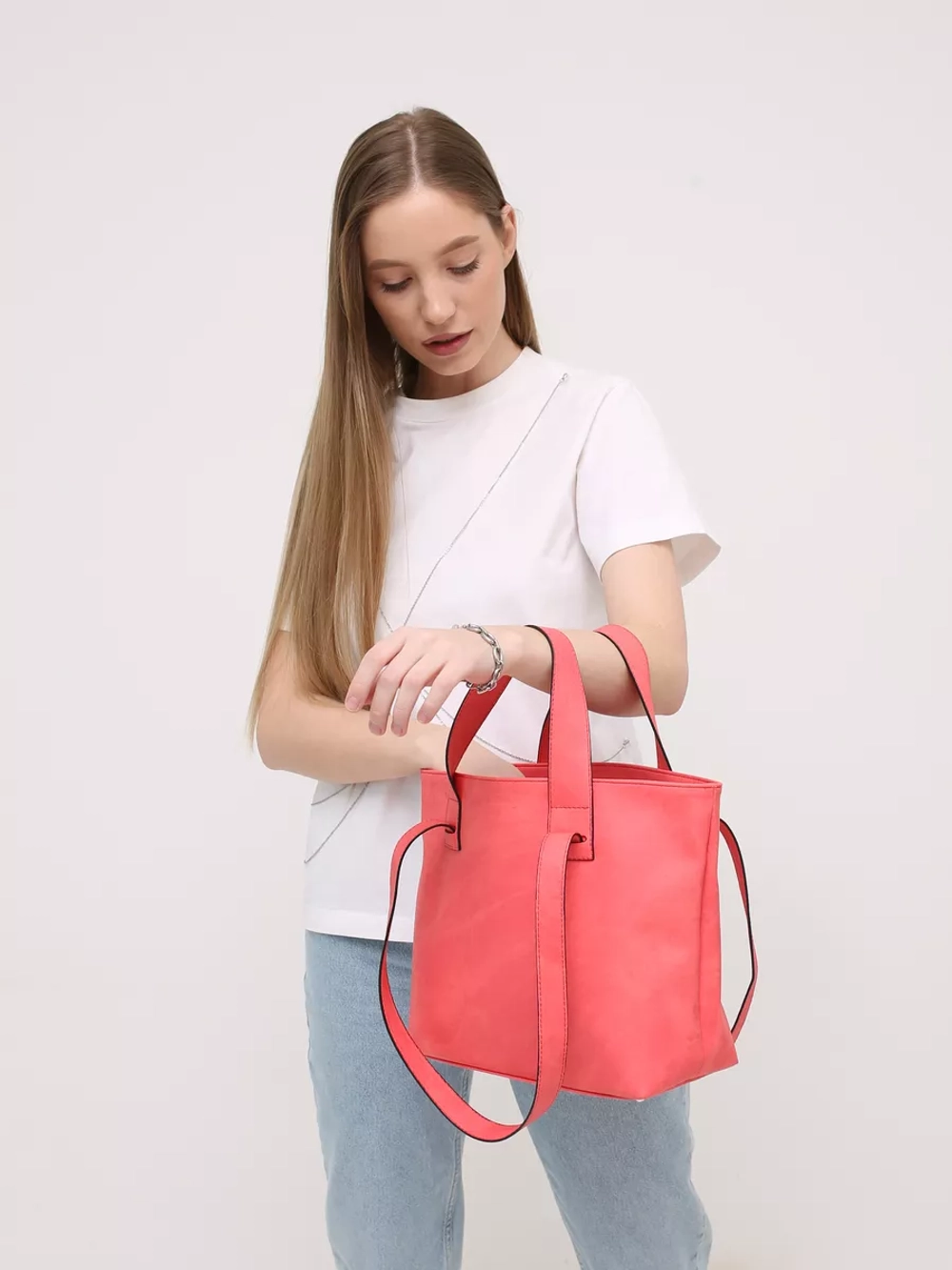 сумка тоут через плечо средняя с двумя ручками