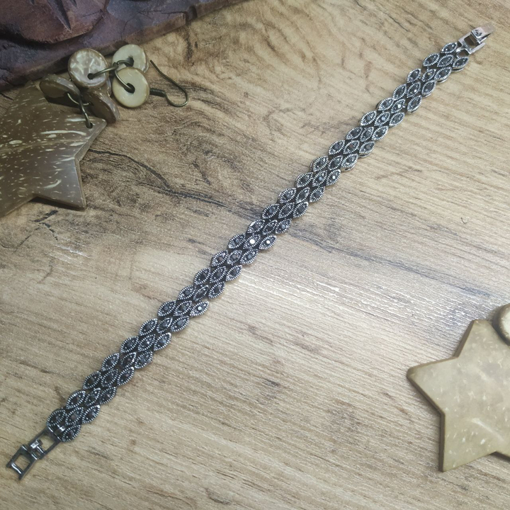 Браслет Vogue 2 Лепесток в 3 ряда стразы графитовые металл серебристый