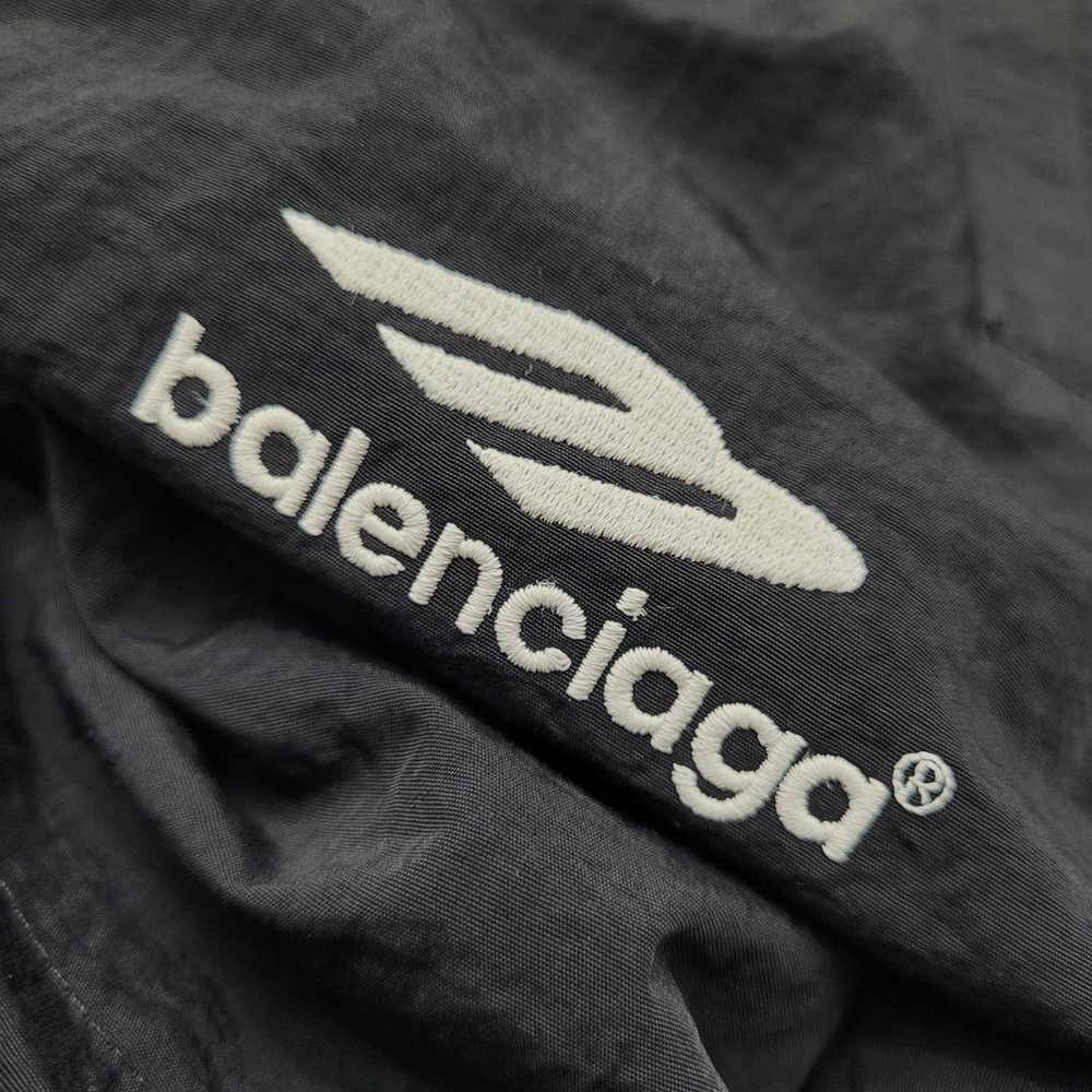 Шорты Balenciaga