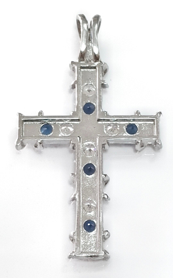 Ювелирный крест из серебра 925 пробы "Эстерелла"