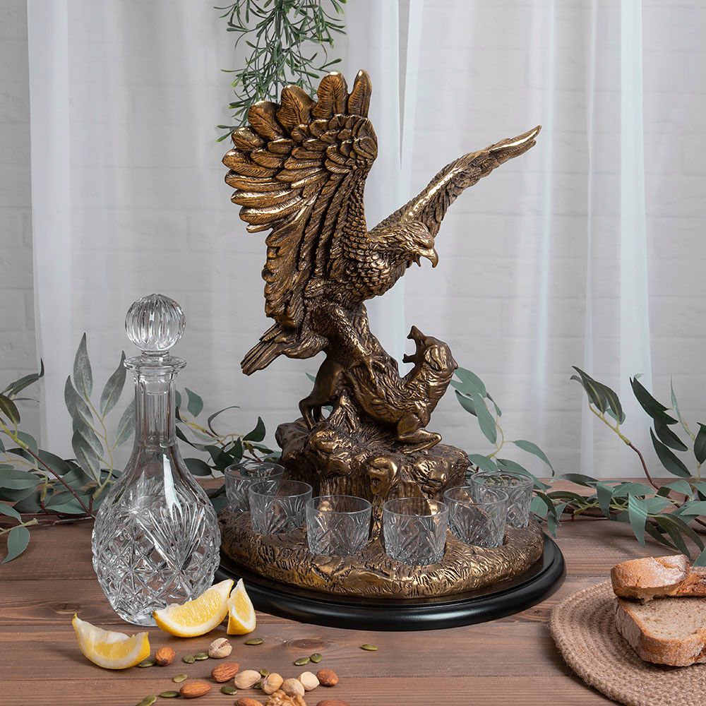 Питейный набор Поединок орла с шакалом