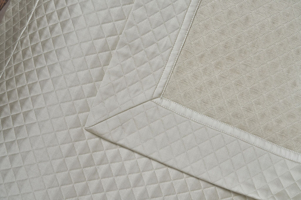 Покрывало 240x260 Claire Batiste жемчужное