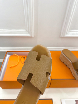 Hermes Eze 30 Sandal