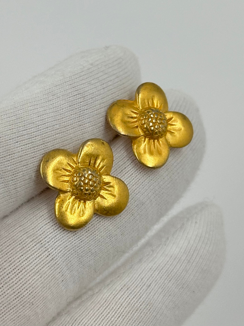 Серьги Цветы Anne Klein