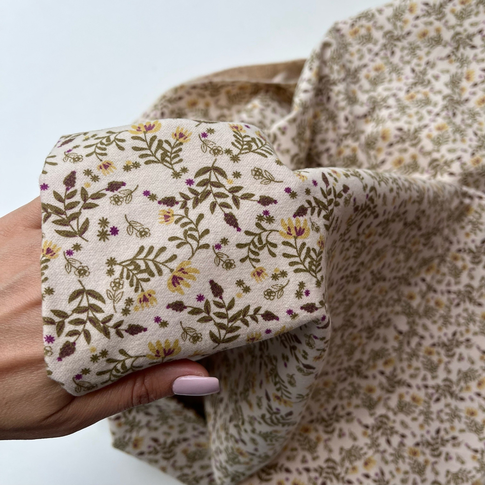 Фланель Гербарий на светло-бежевом фоне