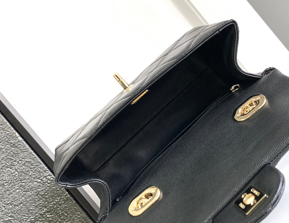 Chanel Bag 21 cm