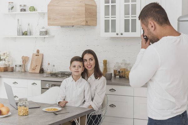 Как найти недорогую мебель для кухни в Иркутске на Авито?