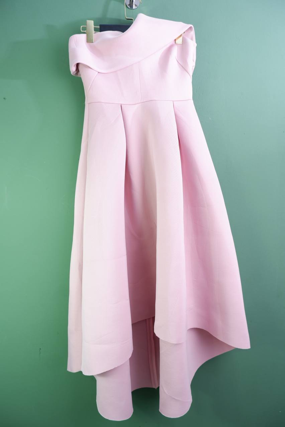 Платье ASOS для эффектного образа 42 размер