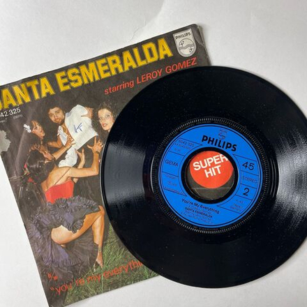 Винтажная виниловая пластинка 7 дюймов (маленькая пластинка) Santa Esmeralda Starring Leroy Gomez, Don't Let Me Be Misunderstood and Esmeralda Suite (Germany 1977)