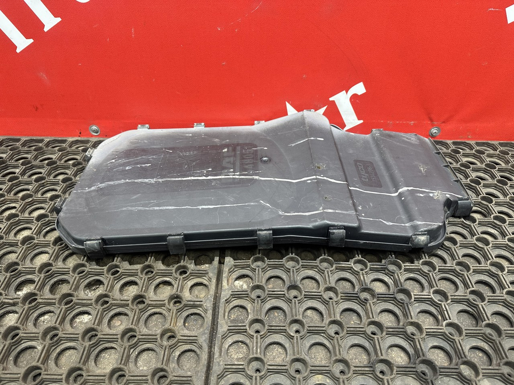 Крышка электроразъемов