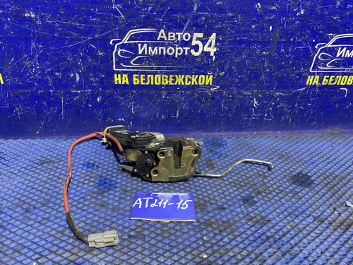 Замок двери передней правой TOYOTA CARINA 2001