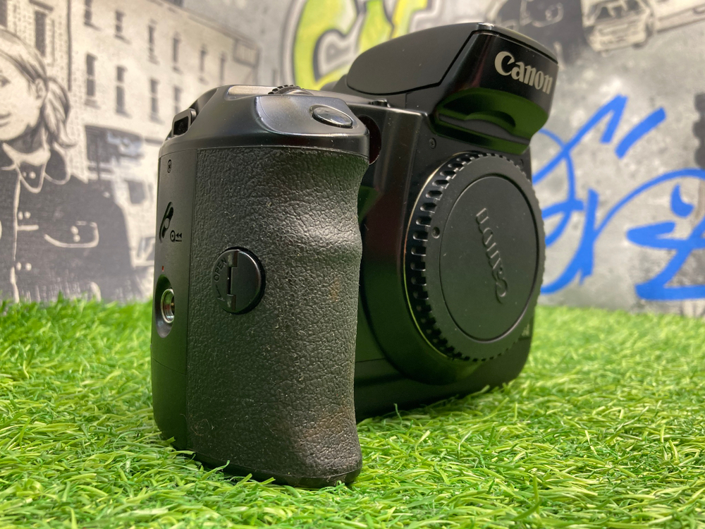 Canon EOS 5