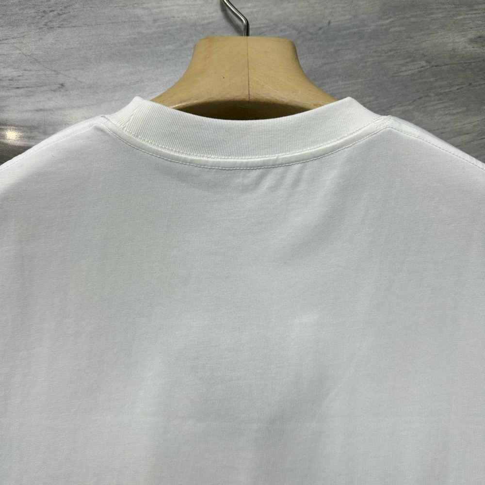 Футболка Prada