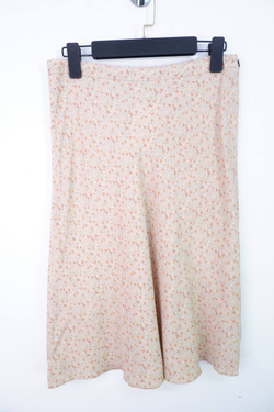 Юбка для нежного образа, визуально на 46 размер