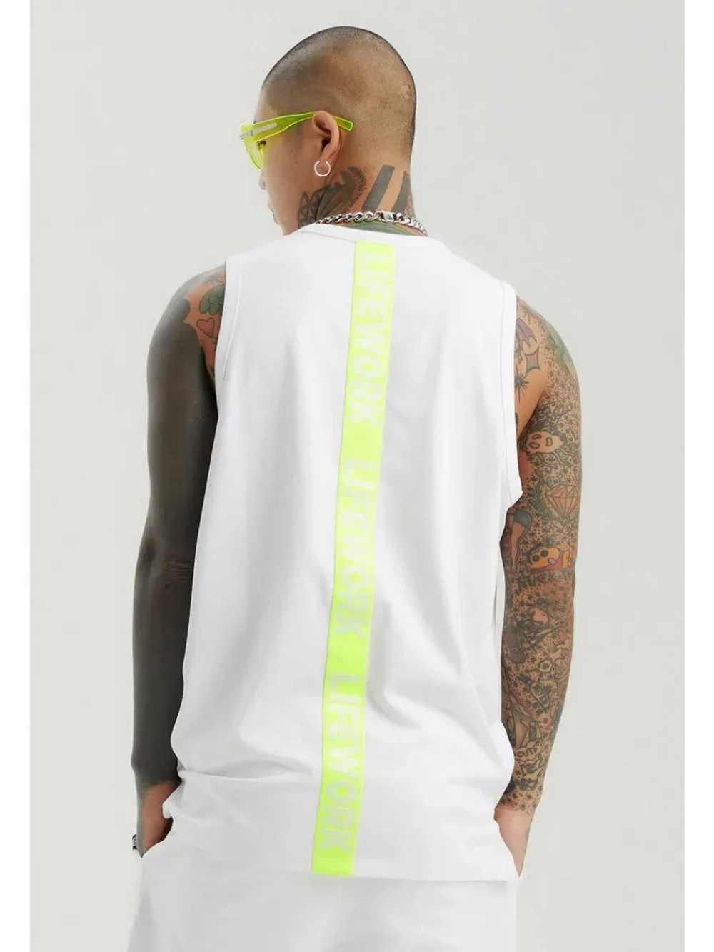 Футболка с принтом LADOK