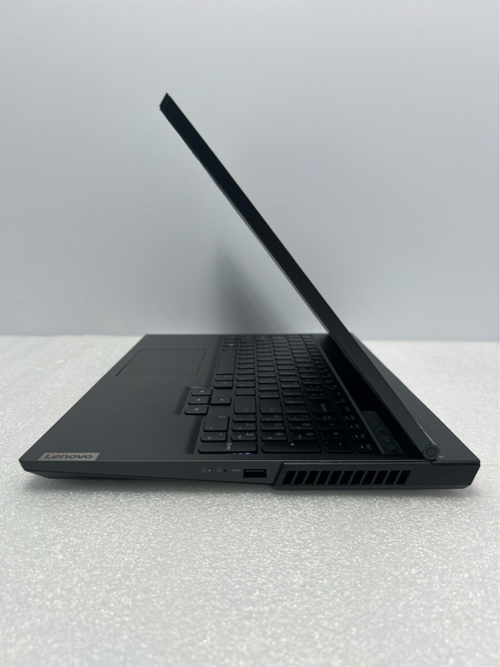 Ноутбук Lenovo Legion 5-15ARH05H (82B1000PRU) 15.6"/AMD Ryzen 7 4800H/RAM 16GB/SSD 1024GB/GeForce GTX 1660 Ti 6 ГБ/1920*1080/IPS 144hz/Windows 11/Подсветка кл-ры: LED/темно-синий. Состояние: B1