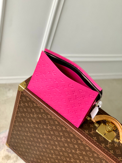 Louis Vuitton Pochette Voyage MM