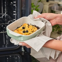 KitchenAid Керамическое блюдо 26x15,5x6,5 см + фисташковая крышка