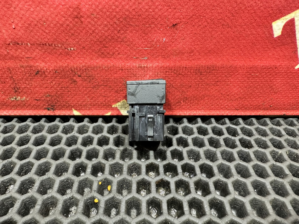 Кнопка прицепа