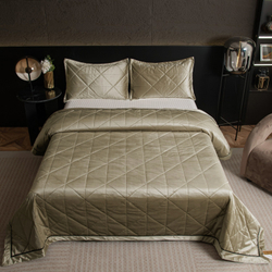 Велюровое покрывало в клетку OVL031