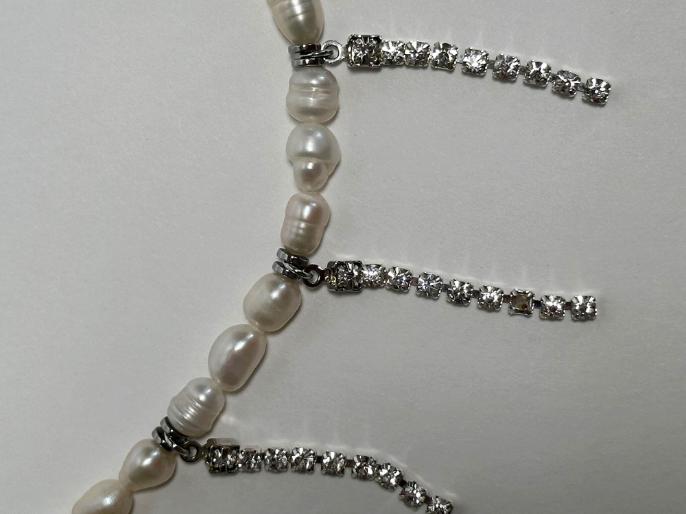 Чокер из жемчуга со стразовым дождем 2