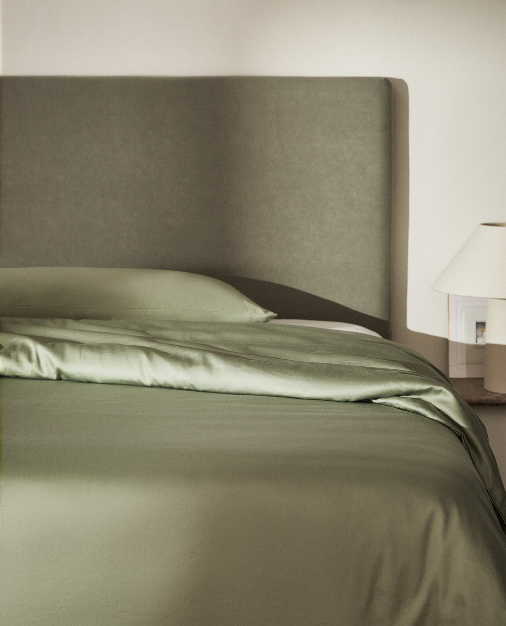 ZARA HOME (300 НИТЕЙ) ПОДОДЕЯЛЬНИК ИЗ ХЛОПКА, ЗЕЛЕНЫЙ