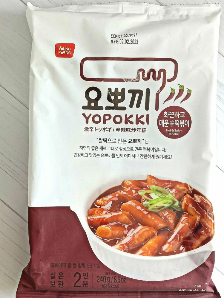 Рисовые палочки Токпокки Yopokki Остро-пряные 240 г
