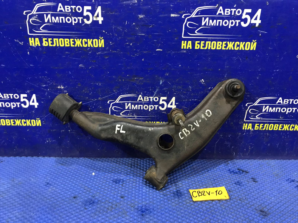 Рычаг передний левый MITSUBISHI LIBERO 1999