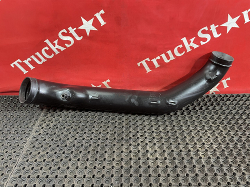 Патрубок воздушного фильтра