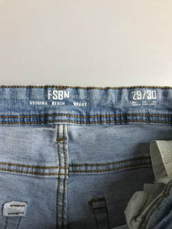 Джинсы светлого цвета, маркировка 29, визуально 44/46 размер