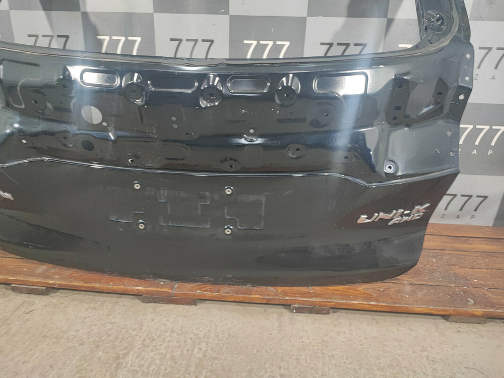 Крышка багажника Changan UNI-K 20-нв Б/У Оригинал CD569F2701080101