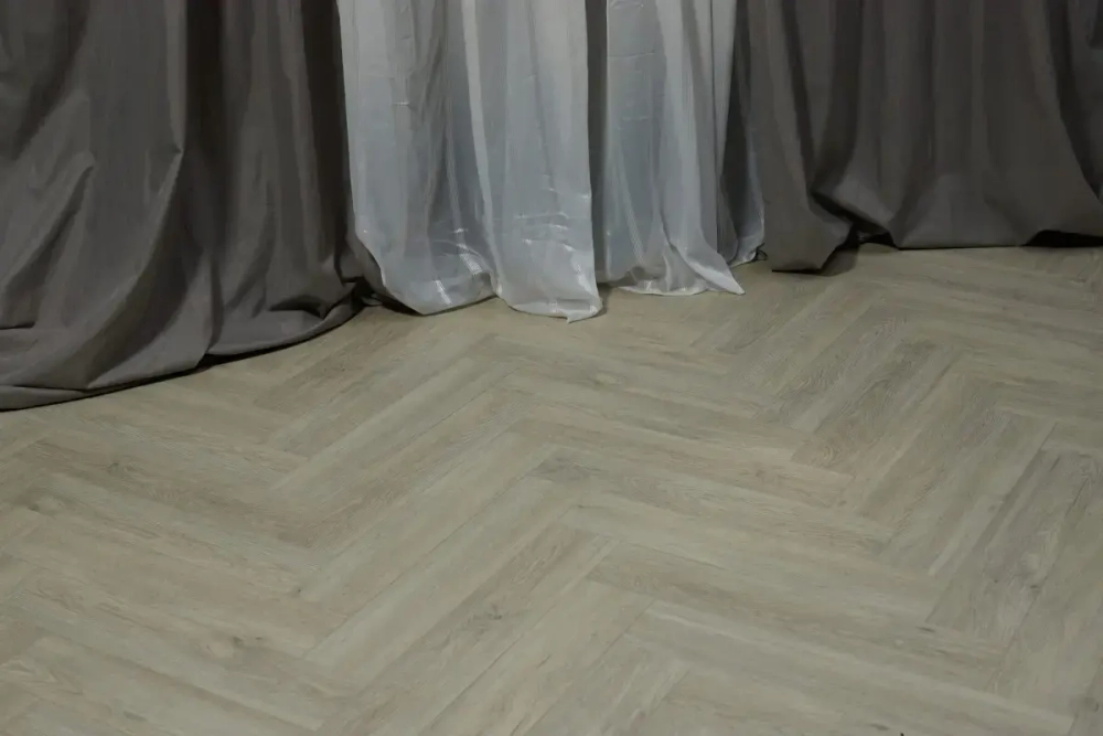 Кварц-винил SPC Steinholz Herringbone 4,5 мм Траун 1.14688 м2