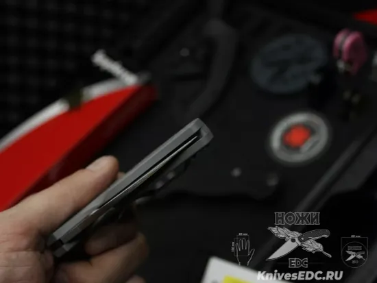 Нож складной Spyderco Native 5 Lightweight 41PGY5 c клинком из стали Maxamet, рукоять FRN