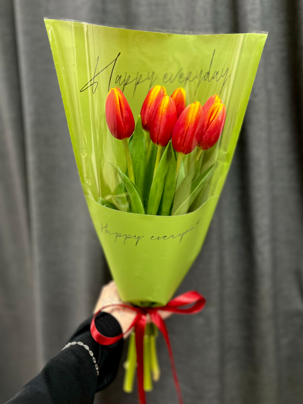 Букет «7 тюльпанов