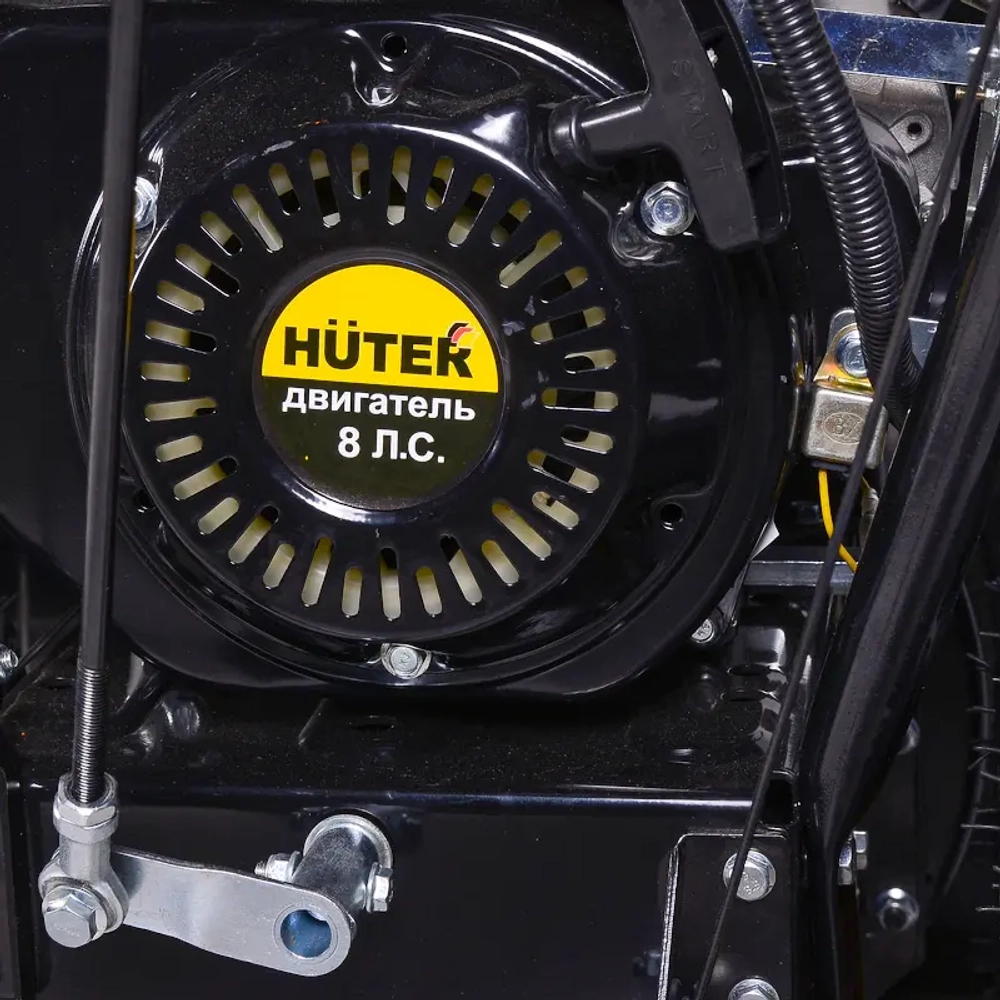 HUTER SGC 6000 снегоуборщик бензиновый 8 л.с. ковш 62 см, выброс 15 м, 6 вперед/2 назад 70/7/7