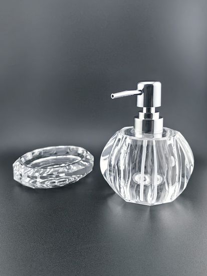 Дозатор для жидкого мыла 180 мл.